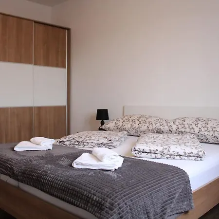 Apartman Villarossa Kukci Exterior photo